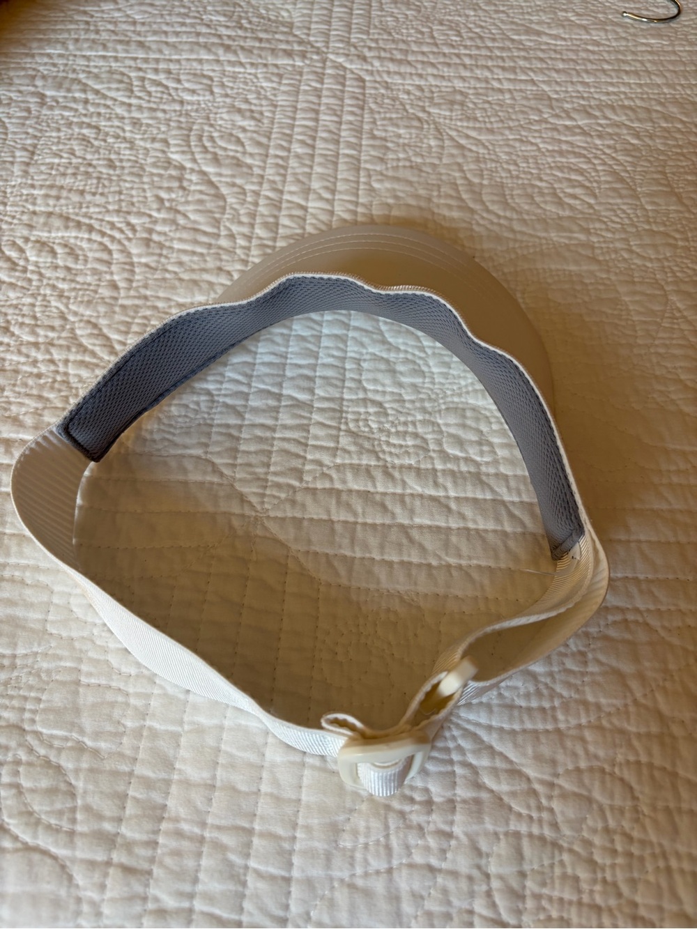 Ladies’ Athleta Visor - Picture 3 of 6